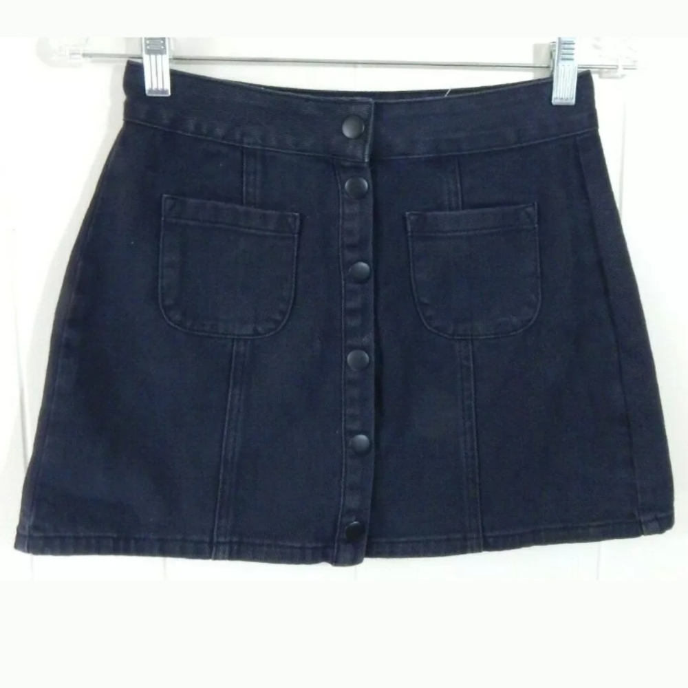 Brandy Melville Faded Black Snap Front Skirt